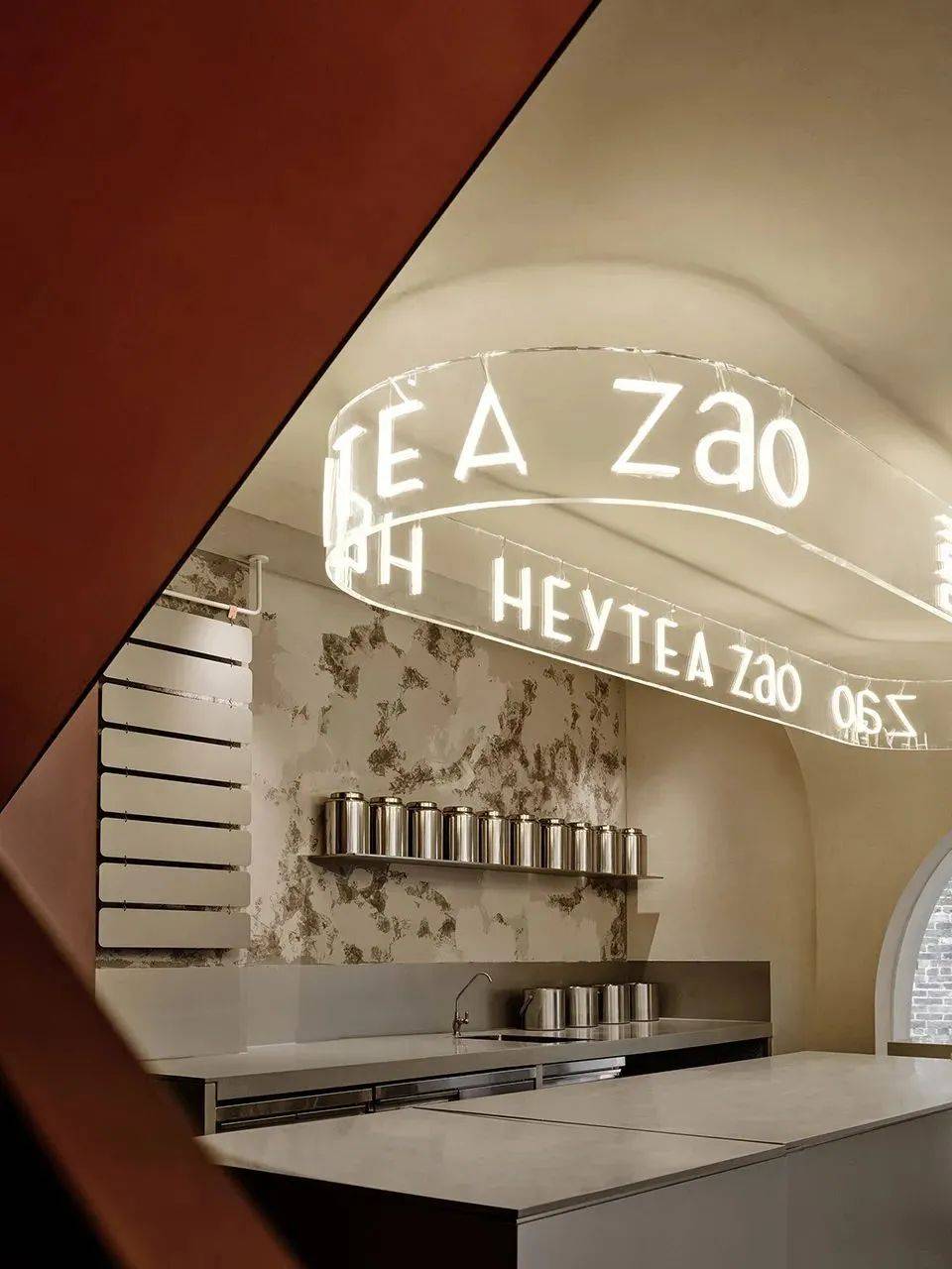 出其不意的喜茶,如何保持自己的设计力