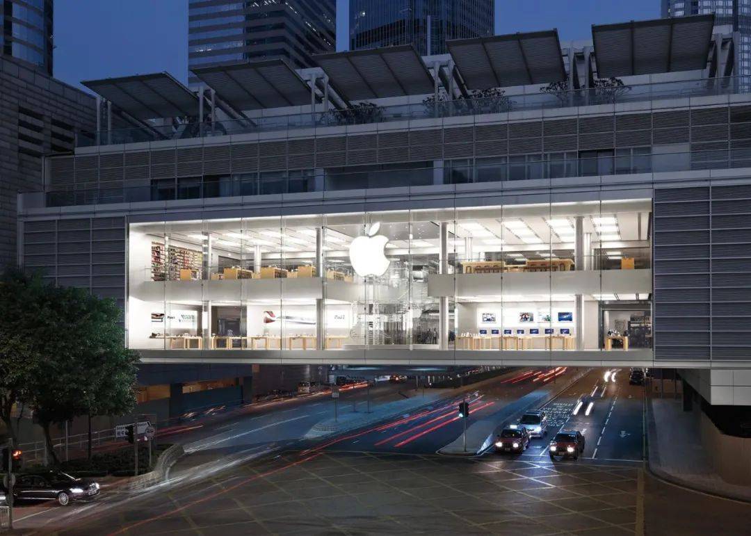 Apple专卖店,从小卖部发展成为城市地标。